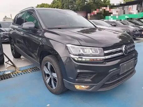 Volkswagen Tharu I