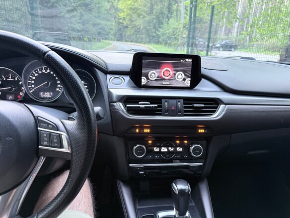 2016 Mazda 6 III (GJ) Рестайлинг, белый, 2600000 рублей - вид 23
