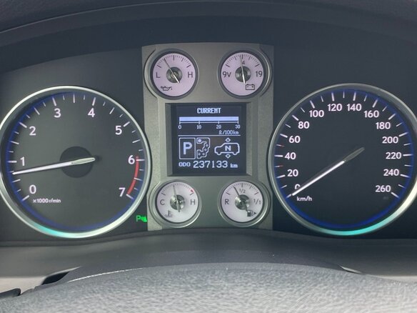 2011 Lexus LX 570 III, чёрный, 3232063 рублей - вид 6