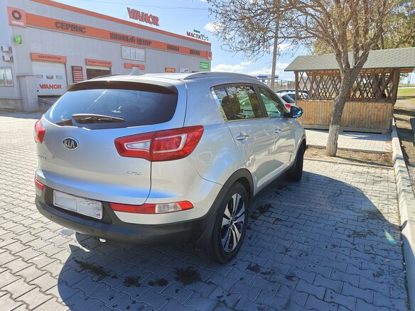 2013 Kia Sportage III, серебристый, 1500000 рублей - вид 6