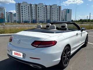 2019 Mercedes-Benz C-Класс 300 IV (W205) Рестайлинг, белый, 2300000 рублей, вид 4