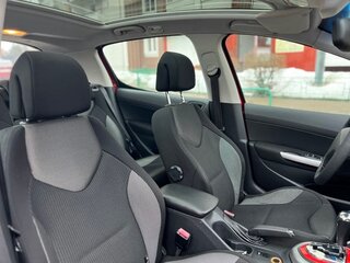 2008 Peugeot 308 I, красный, 649000 рублей, вид 4