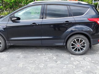 2013 Ford Kuga II, чёрный, 1030000 рублей, вид 3