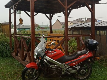 1993 Honda VFR 750, красный, 240000 рублей, вид 1