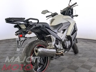 2011 Honda VFR 800X (Crossrunner), белый, 605000 рублей, вид 5