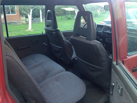 1992 Nissan Patrol III (K160, K260), красный - вид 5