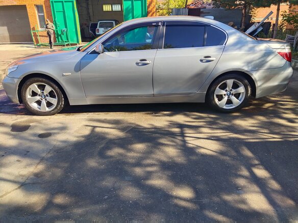 2005 BMW 5 серии 523i V (E60/E61), серый, 925000 рублей - вид 6