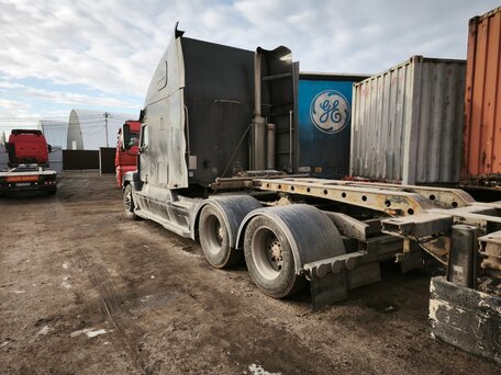 2005 Freightliner Century Class, чёрный, 2200000 рублей, вид 4