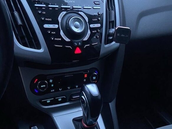 2012 Ford Focus III, красный, 740000 рублей - вид 6