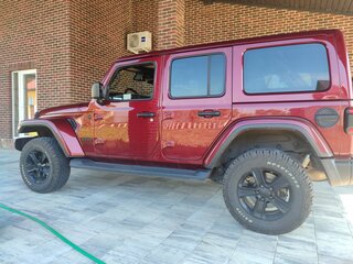 2021 Jeep Wrangler IV (JL), пурпурный, 5100000 рублей, вид 3