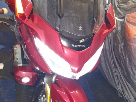 2020 Honda GL 1800 Gold Wing, красный, 2500000 рублей, вид 2