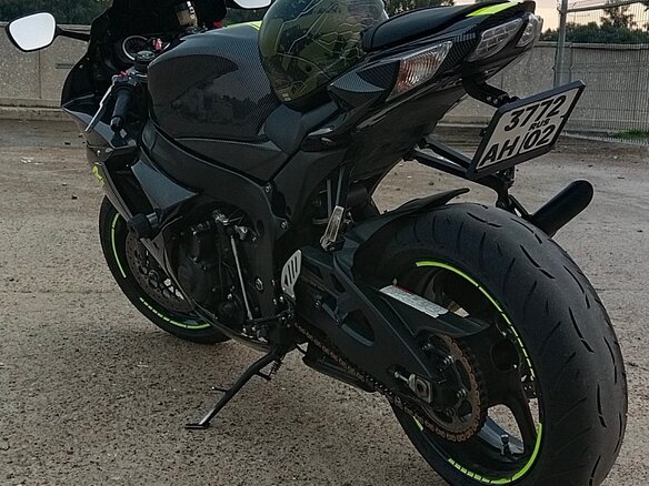 2011 Suzuki GSX-R 750, чёрный - вид 7