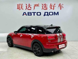 2022 Mini Clubman Cooper II Рестайлинг, красный, 1860000 рублей, вид 4
