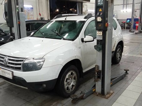 2013 Renault Duster I, белый, 780000 рублей, вид 1