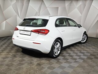 2019 Mercedes-Benz A-Класс 200 IV (W177), белый, 2495000 рублей, вид 2