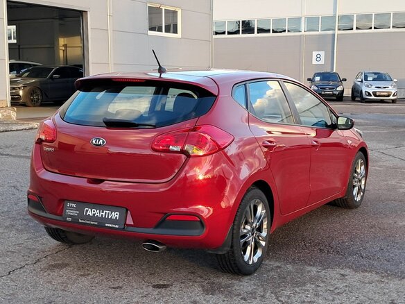 2012 Kia Ceed II, красный, 1120000 рублей - вид 4
