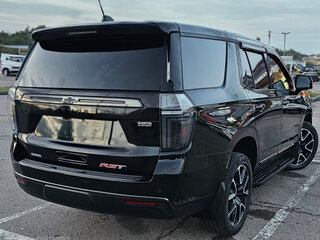 2022 Chevrolet Tahoe V, чёрный, 7450000 рублей, вид 5