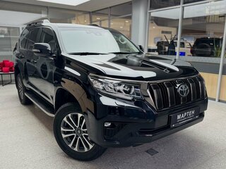 2022 Toyota Land Cruiser Prado 150 Series Рестайлинг 3, чёрный, 6890000 рублей, вид 3