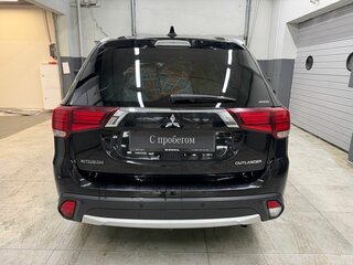 2018 Mitsubishi Outlander III Рестайлинг 2, чёрный, 1999000 рублей, вид 5