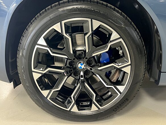 2026 BMW X3 20d xDrive IV (G45/G48), голубой, 7990000 рублей - вид 7