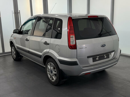 2007 Ford Fusion I Рестайлинг, серебристый, 900000 рублей, вид 4