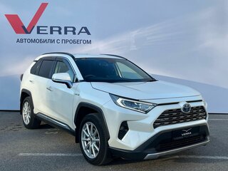 2019 Toyota RAV4 V (XA50), белый, 2990000 рублей, вид 4