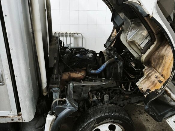 2002 Toyota Dyna, белый, 810000 рублей - вид 10