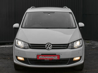 2012 Volkswagen Sharan II, белый, 1350000 рублей, вид 2