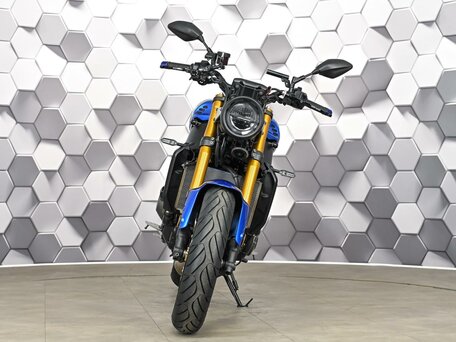 2022 Yamaha XSR900, синий, 879000 рублей, вид 5