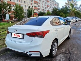 2017 Hyundai Solaris II, белый, 850000 рублей, вид 3
