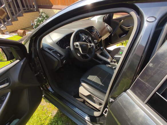 2012 Ford Focus III, чёрный, 600000 рублей - вид 10