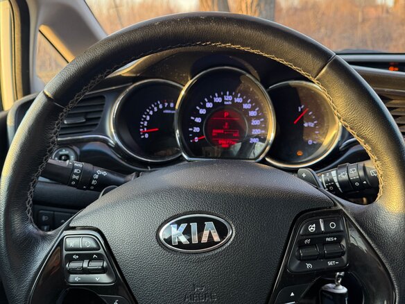 2018 Kia Ceed II Рестайлинг, белый, 1450000 рублей - вид 21