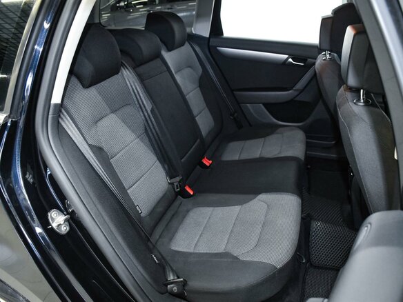 2013 Volkswagen Passat B7, чёрный, 1299000 рублей - вид 11