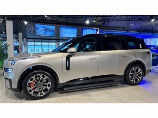 2026 Lynk & Co 900, серебристый, 7950000 рублей, вид 4