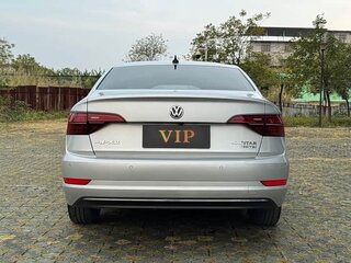 2022 Volkswagen Sagitar III Рестайлинг, серебристый, 1550000 рублей, вид 5