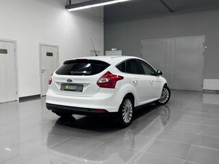 2012 Ford Focus III, белый, 740000 рублей, вид 2