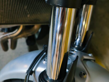 2018 Yamaha XSR700, красный, 590000 рублей, вид 4