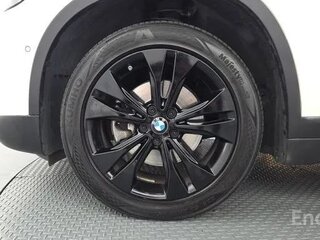 2020 BMW X1 18d xDrive II (F48) Рестайлинг, белый, 3350000 рублей, вид 5