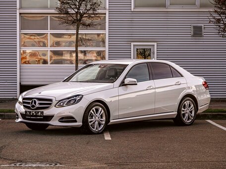 2015 Mercedes-Benz E-Класс 250 IV (W212, S212, C207) Рестайлинг, белый, 1565000 рублей, вид 1