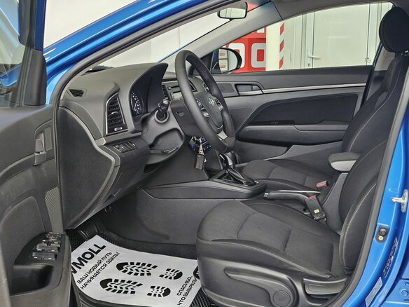 2017 Hyundai Elantra VI (AD), синий, 1699000 рублей - вид 9