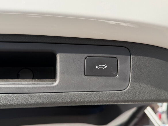 2024 Geely Okavango I Рестайлинг, белый, 2900000 рублей - вид 12