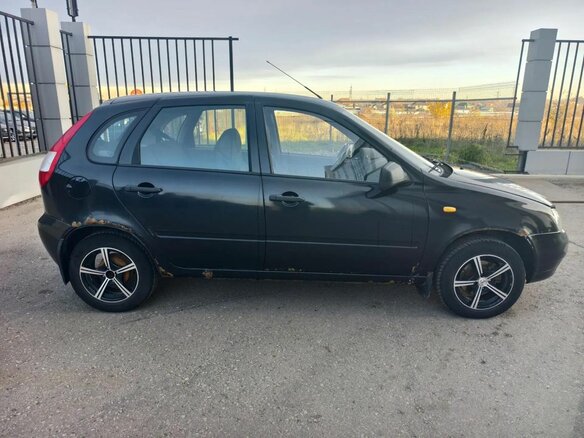 2010 Lada (ВАЗ) Kalina I, чёрный, 181000 рублей - вид 4