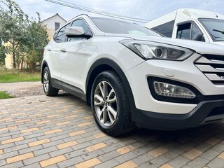 2013 Hyundai Santa Fe III, белый, 1820000 рублей, вид 3