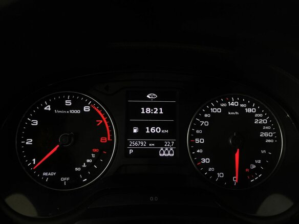 2017 Audi A3 III (8V) Рестайлинг, чёрный, 1260000 рублей - вид 16