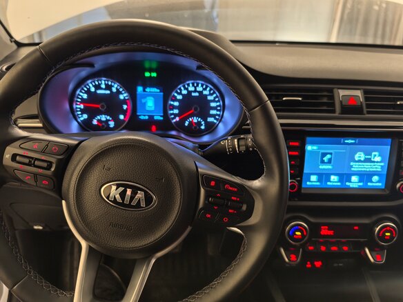 2020 Kia Rio X-Line IV, белый - вид 7