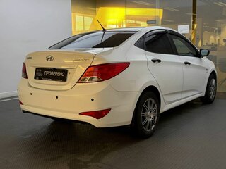2014 Hyundai Solaris I Рестайлинг, белый, 840000 рублей, вид 5