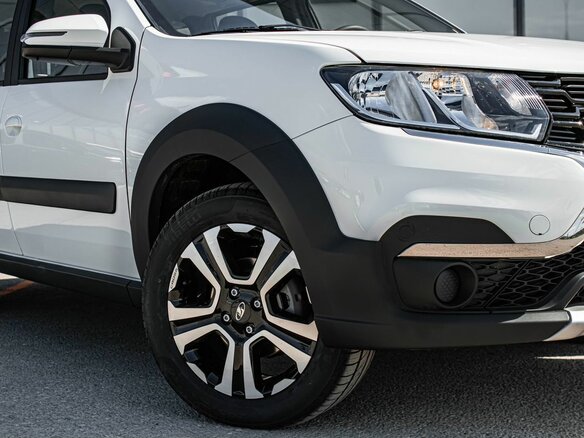 2026 Lada (ВАЗ) Largus Cross I Рестайлинг, белый, 2022000 рублей - вид 11