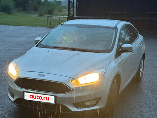 2016 Ford Focus III Рестайлинг, серебристый, 1150000 рублей, вид 3