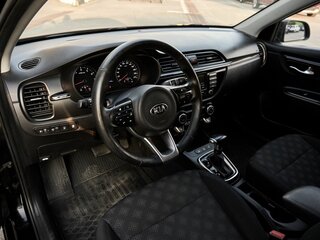 2017 Kia Rio IV, чёрный, 1220000 рублей, вид 5