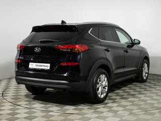 2018 Hyundai Tucson III Рестайлинг, чёрный, 2099585 рублей, вид 5